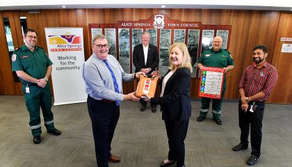 Alice Springs Town Council receiving AED.
