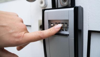 Key safe register