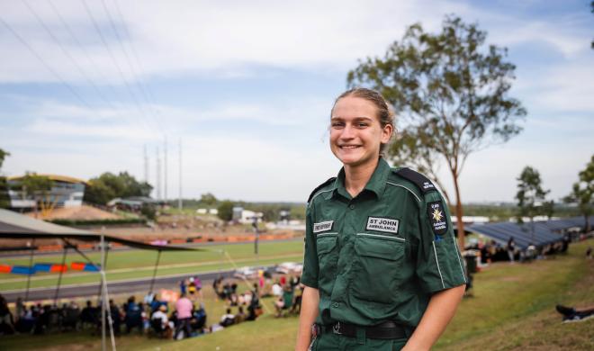 Makayla Zelley at V8 Supercars