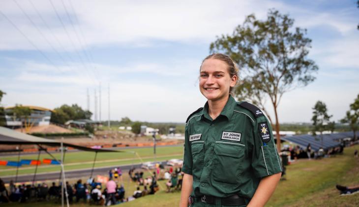 Makayla Zelley at V8 Supercars